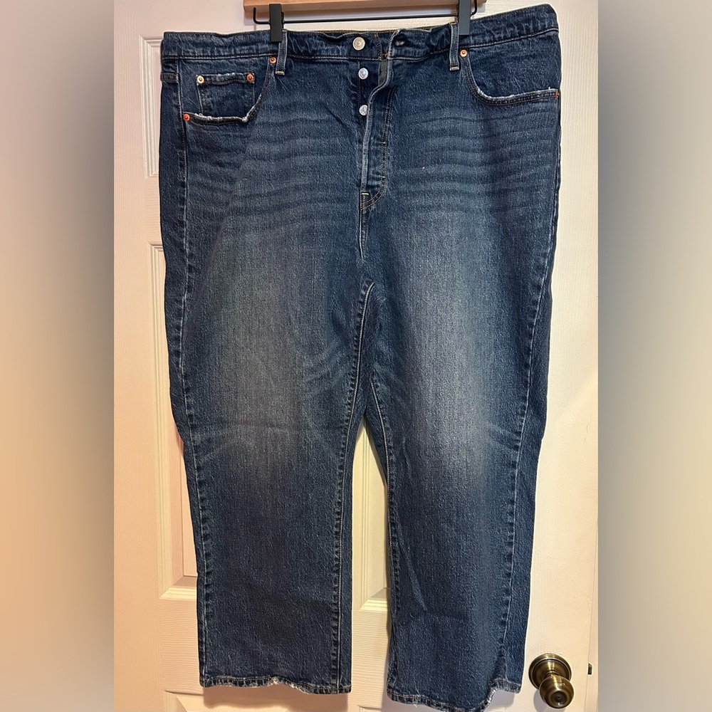 Levi’s ribcage straight ankle jeans 22W